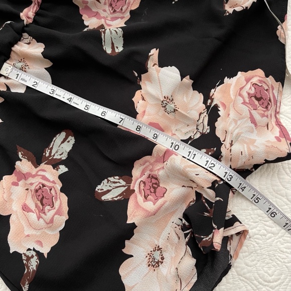 SHEIN Women’s Romper with Halter Top Floral Print Size Small - Picture 12 of 16